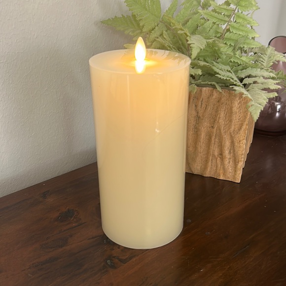 Pottery Barn Accents Pottery Barn Premium Flicker Flameless Wax